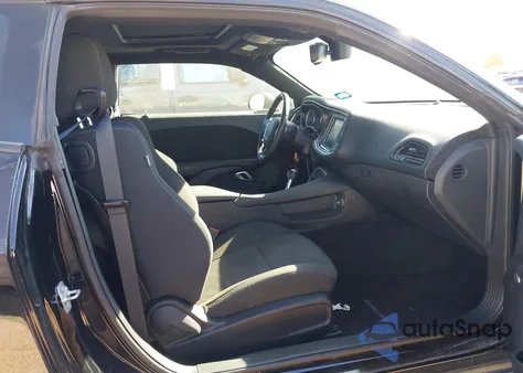 2016 Dodge Challenger R/T Scat Pack z USA, uszkodzony, nr VIN 2C3CDZFJ8GH255527